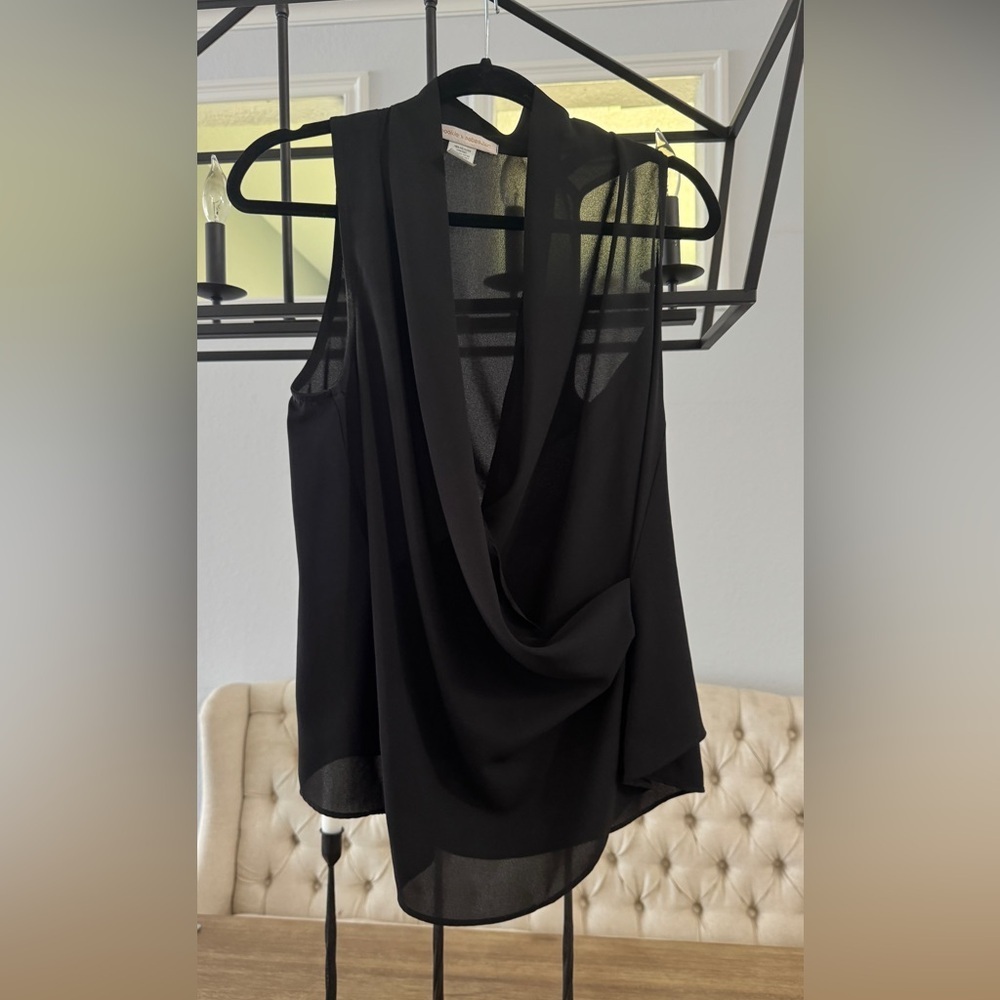 Pookie & sebastian top size medium